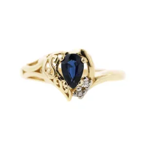 Sapphire and Diamond Ring - 14K Yellow Gold